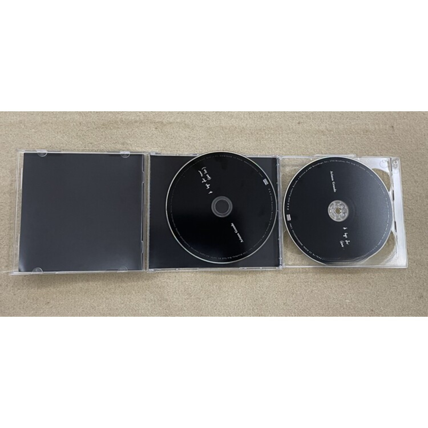Rare Sealed Ariana Grande K By - Home Decor Inspo reseña y precio