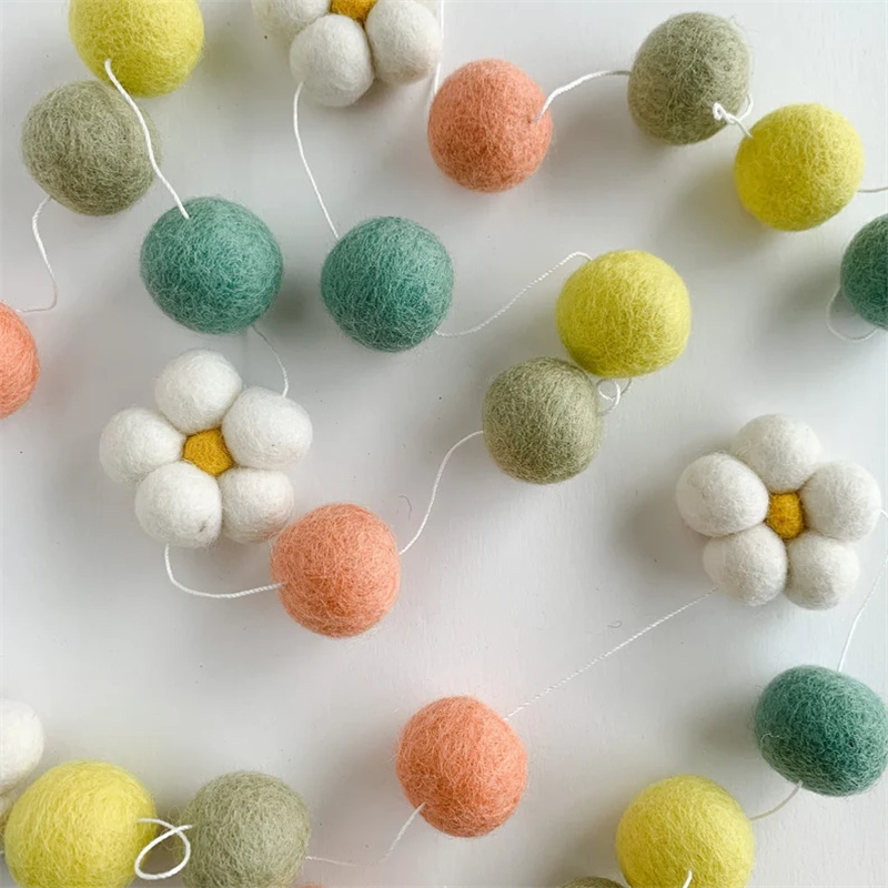 Ins Wool Felt Balls Daisy Flow - Home Decor Garland reseña y precio