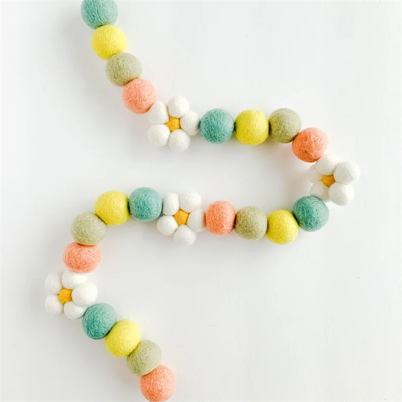 Ins Wool Felt Balls Daisy Flow - Home Decor Garland reseña y precio