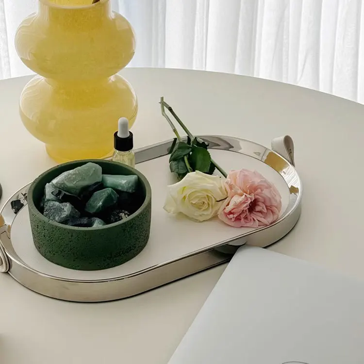 Modern Metal & Leather Oval De - Vanity Home Decor reseña y precio