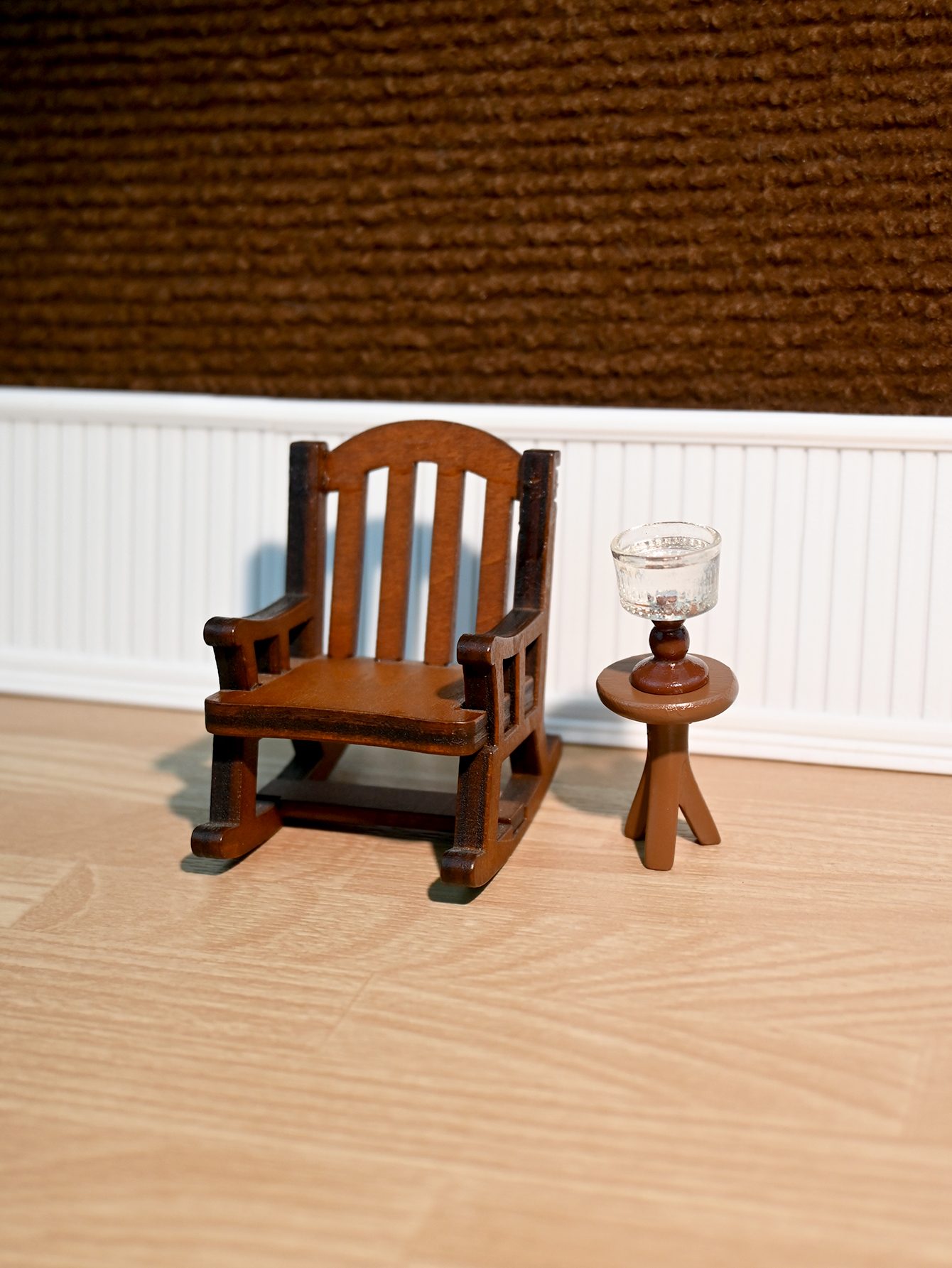 Miniature Rocking Chair, Minia - Home Decor Furniture reseña y precio